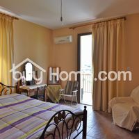 Apartment in the mountains in Republic of Cyprus, Lemesou, 220 sq.m.