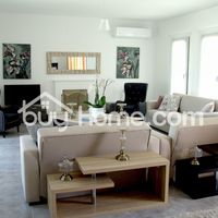Apartment at the seaside in Republic of Cyprus, Eparchia Pafou, 198 sq.m.