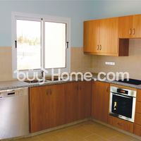 Apartment at the seaside in Republic of Cyprus, Eparchia Pafou, 88 sq.m.