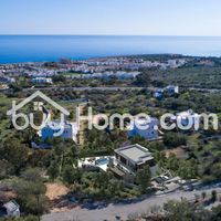 Апартаменты у моря на Кипре, Фамагуста, 382 кв.м.