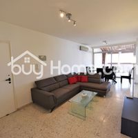 Apartment in Republic of Cyprus, Eparchia Larnakas, 140 sq.m.