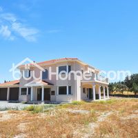 Apartment in the mountains in Republic of Cyprus, Lemesou, 371 sq.m.