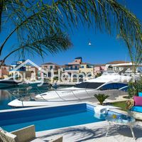 Apartment in Republic of Cyprus, Lemesou, 392 sq.m.