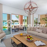 Apartment in Republic of Cyprus, Lemesou, 392 sq.m.