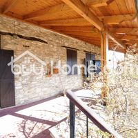 Apartment in the mountains in Republic of Cyprus, Eparchia Larnakas, 141 sq.m.