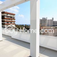 Apartment at the seaside in Republic of Cyprus, Eparchia Larnakas, 92 sq.m.