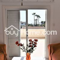 Apartment at the seaside in Republic of Cyprus, Eparchia Larnakas, 70 sq.m.