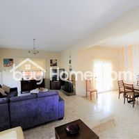 Apartment in Republic of Cyprus, Eparchia Larnakas, 210 sq.m.