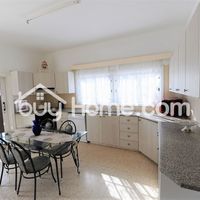 Apartment in Republic of Cyprus, Eparchia Larnakas, 210 sq.m.