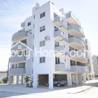 Apartment in Republic of Cyprus, Eparchia Larnakas, 84 sq.m.
