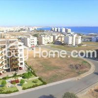 Apartment at the seaside in Republic of Cyprus, Eparchia Larnakas, 84 sq.m.