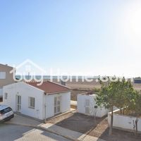 Apartment at the seaside in Republic of Cyprus, Eparchia Larnakas, 140 sq.m.