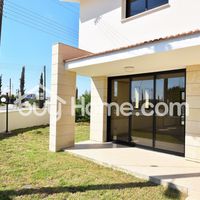 Apartment in Republic of Cyprus, Eparchia Larnakas, 205 sq.m.