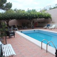 Вилла в пригороде в Испании, Валенсия, Торревьеха, 320 кв.м.