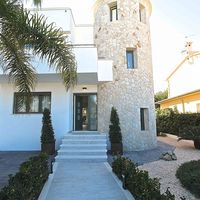 Villa at the seaside in Spain, Balearic Islands, Palma, 270 sq.m.