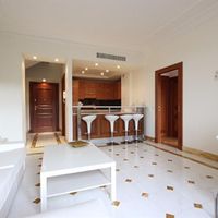 Apartment at the seaside in France, Cannes, 111 sq.m.