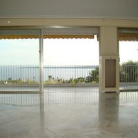 Apartment at the seaside in France, Cannes, 121 sq.m.