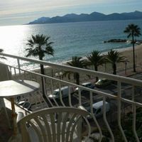 Apartment at the seaside in France, Cannes, 91 sq.m.