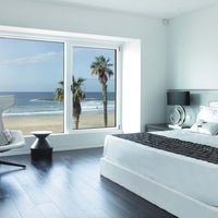 Apartment in the big city, at the seaside in Israel, Tel Aviv, 320 sq.m.