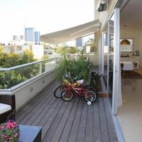 Apartment in Israel, Tel Aviv, 240 sq.m.