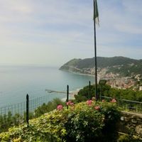 Apartment in the big city, at the seaside in Italy, Alassio, 145 sq.m.