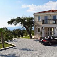 Villa in the suburbs in Montenegro, Budva, Przno, 200 sq.m.