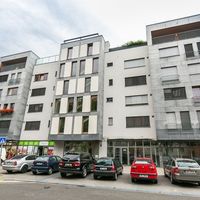 Shop Czechia, Prague, Veleslavin, 218 sq.m.