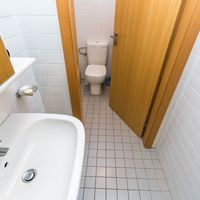 Shop Czechia, Prague, Veleslavin, 218 sq.m.