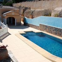 Villa in Spain, Comunitat Valenciana, Calp, 385 sq.m.