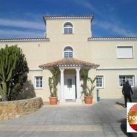 Вилла в Испании, Валенсия, Альфас-дель-Пи, 360 кв.м.