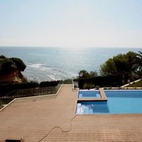 Villa in Spain, Comunitat Valenciana, Calp, 520 sq.m.