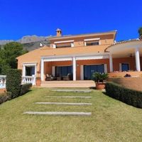 Villa in Spain, Comunitat Valenciana, Altea, 200 sq.m.