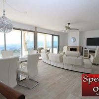 Villa in Spain, Comunitat Valenciana, Altea, 250 sq.m.