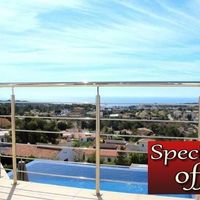 Villa in Spain, Comunitat Valenciana, Calp, 390 sq.m.