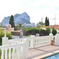 Villa in Spain, Comunitat Valenciana, Calp, 1092 sq.m.