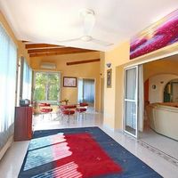 Villa in Spain, Comunitat Valenciana, Calp, 229 sq.m.