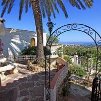 Villa in Spain, Comunitat Valenciana, Denia, 200 sq.m.