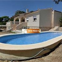 Villa in Spain, Comunitat Valenciana, Calp, 180 sq.m.
