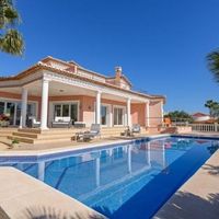 Вилла в Испании, Валенсия, Кальп, 292 кв.м.