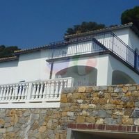 Villa at the seaside in Italy, San Remo, 220 sq.m.