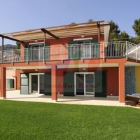Villa at the seaside in Italy, Alassio, 350 sq.m.