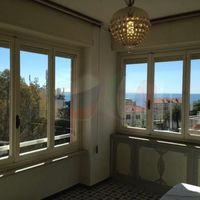 Apartment at the seaside in Italy, San Remo, 89 sq.m.