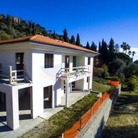 Villa at the seaside in Italy, Bordighera, 250 sq.m.