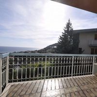 Apartment at the seaside in Italy, San Remo, 90 sq.m.