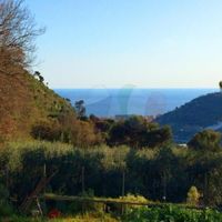 Вилла у моря в Италии, Вентимилья, 240 кв.м.