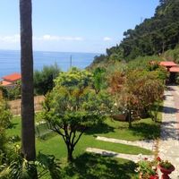 Villa at the seaside in Italy, Bordighera, 250 sq.m.