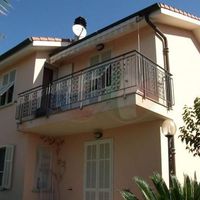 House at the seaside in Italy, Bordighera, 100 sq.m.