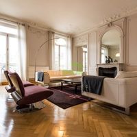 Apartment in France, Paris, 297 sq.m.