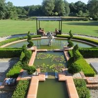 Elite real estate by the lake, in the forest in France, Centre-Val de Loire, 310 sq.m.