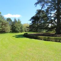 Замок в пригороде во Франции, Тулуза-ле-Шато, 1200 кв.м.